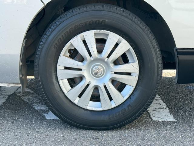 ＮＶ３５０キャラバンバン ロングＤＸ　／キーレス／ナビ／ＥＴＣ／バックカメラ／６名乗車／（26枚目）