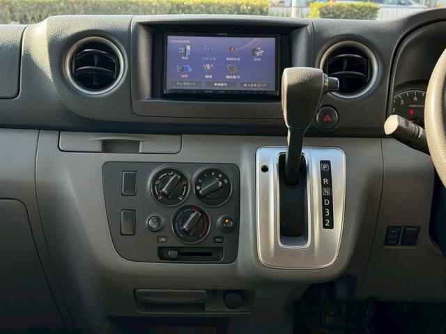 ＮＶ３５０キャラバンバン ロングＤＸ　／キーレス／ナビ／ＥＴＣ／バックカメラ／６名乗車／（45枚目）
