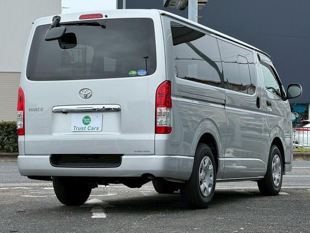 ハイエースバン ロングＤＸ　ＧＬパッケージ　ＥＴＣ／ＴＳＳ／６ＡＴ／ＬＥＤヘッド／バックカメラ／禁煙車／地デジ／ナビ／Ｂｌｕｅｔｏｏｔｈ／６名乗車／最大積載量１１５０ｋｇ（2枚目）