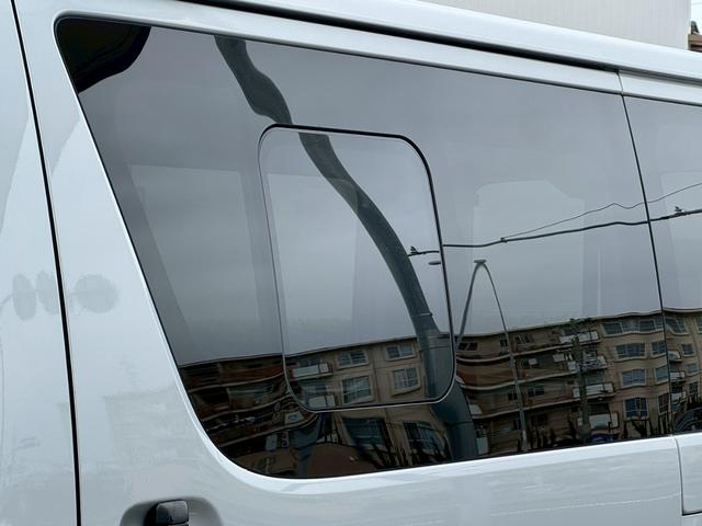 ハイエースバン ロングＤＸ　ＧＬパッケージ　ＥＴＣ／ＴＳＳ／６ＡＴ／ＬＥＤヘッド／バックカメラ／禁煙車／地デジ／ナビ／Ｂｌｕｅｔｏｏｔｈ／６名乗車／最大積載量１１５０ｋｇ（17枚目）