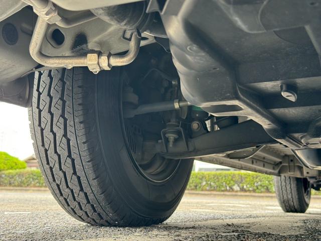ハイエースバン ロングＤＸ　ＧＬパッケージ　ＥＴＣ／ＴＳＳ／６ＡＴ／ＬＥＤヘッド／バックカメラ／禁煙車／地デジ／ナビ／Ｂｌｕｅｔｏｏｔｈ／６名乗車／最大積載量１１５０ｋｇ（25枚目）