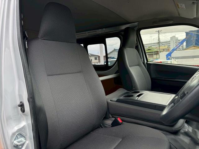 ハイエースバン ロングＤＸ　ＧＬパッケージ　ＥＴＣ／ＴＳＳ／６ＡＴ／ＬＥＤヘッド／バックカメラ／禁煙車／地デジ／ナビ／Ｂｌｕｅｔｏｏｔｈ／６名乗車／最大積載量１１５０ｋｇ（37枚目）