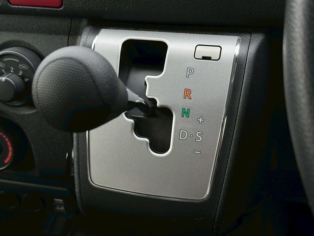ハイエースバン ロングＤＸ　ＧＬパッケージ　ＥＴＣ／ＴＳＳ／６ＡＴ／ＬＥＤヘッド／バックカメラ／禁煙車／地デジ／ナビ／Ｂｌｕｅｔｏｏｔｈ／６名乗車／最大積載量１１５０ｋｇ（41枚目）