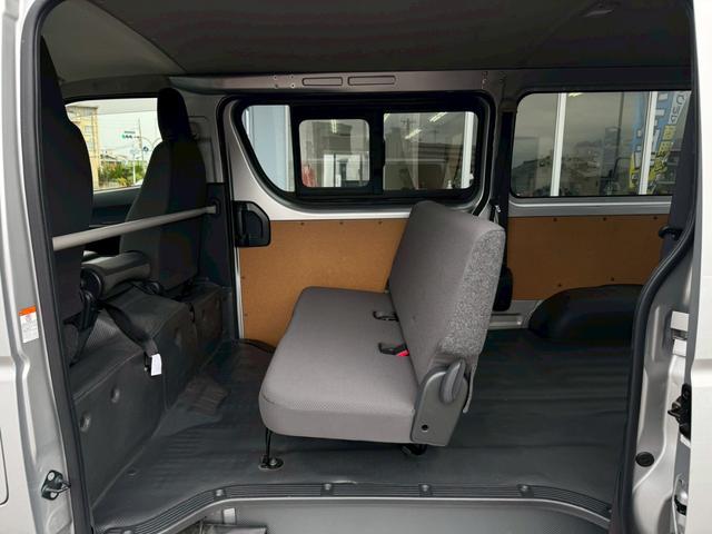 ハイエースバン ロングＤＸ　ＧＬパッケージ　ＥＴＣ／ＴＳＳ／６ＡＴ／ＬＥＤヘッド／バックカメラ／禁煙車／地デジ／ナビ／Ｂｌｕｅｔｏｏｔｈ／６名乗車／最大積載量１１５０ｋｇ（55枚目）