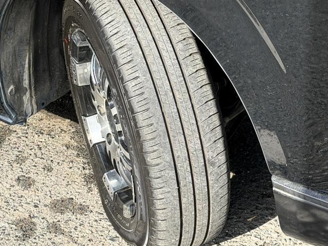 ハイエースバン ロングDX GLパッケージ ナビ/TV/Bカメラ/後席モニター/キーレス/ルーフキャリア/社外ホイール/ABS/パワステ/パワーウインドウ/(33枚目)