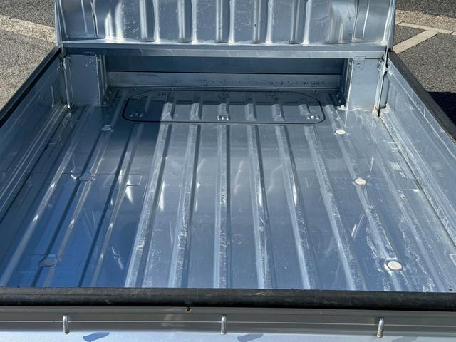 ハイゼットトラック ジャンボＳＡＩＩＩｔ　ＬＥＤヘッドライト／ナビ／ドラレコ／５ＭＴ／キーレス（26枚目）