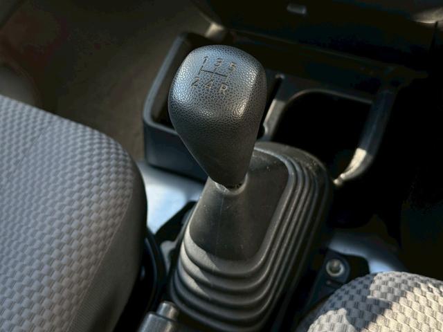 ハイゼットトラック ジャンボＳＡＩＩＩｔ　ＬＥＤヘッドライト／ナビ／ドラレコ／５ＭＴ／キーレス（56枚目）