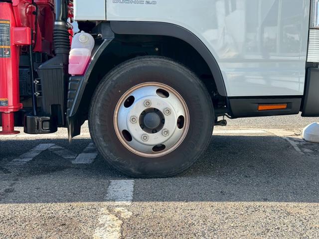 ＮＴ４５０アトラス ロングワイドＤＸ　ロングワイド／古河ユニック製３段クレーン／キーレス／最大積載量２ｔ／ＥＴＣ／準中型免許対応／３名乗車（32枚目）