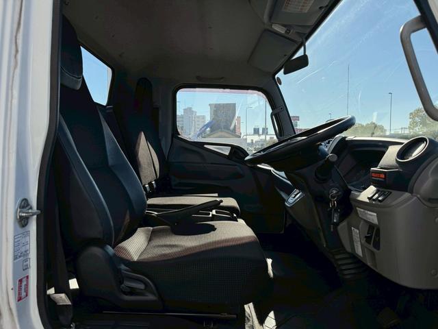 ＮＴ４５０アトラス ロングワイドＤＸ　ロングワイド／古河ユニック製３段クレーン／キーレス／最大積載量２ｔ／ＥＴＣ／準中型免許対応／３名乗車（45枚目）