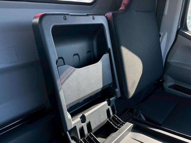 ＮＴ４５０アトラス ロングワイドＤＸ　ロングワイド／古河ユニック製３段クレーン／キーレス／最大積載量２ｔ／ＥＴＣ／準中型免許対応／３名乗車（57枚目）