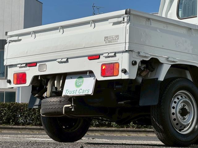 キャリイトラック ＫＣエアコン・パワステ　エアコン／パワステ／５ＭＴ／エアバッグ／最大積載量３５０ｋｇ／荷台寸法　長さ２０５ｃｍ幅１４１ｃｍ高さ２８ｃｍ（8枚目）
