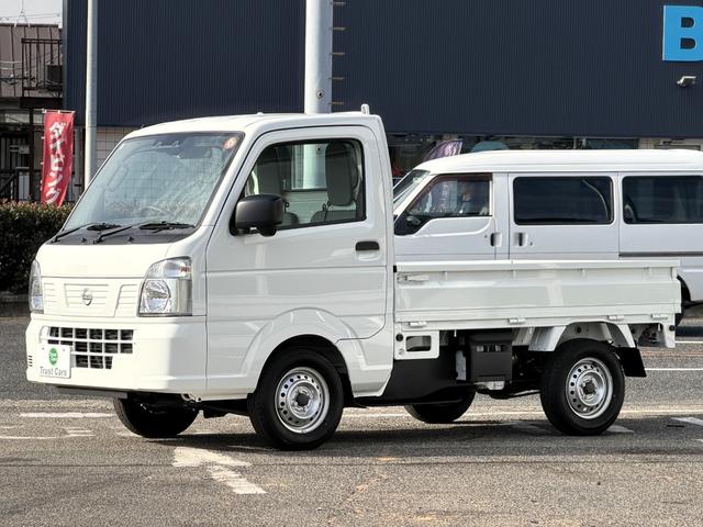 クリッパートラック DX セーフティパッケージ 届出済み未使用車/4速AT/パワステ/エアバック/パワーウインドウ/オートライト/クリアランスソナー/レーンキープ/アイドリングストップ/荷台スペース 長さ200cm 幅140cm 高さ28cm(2枚目)