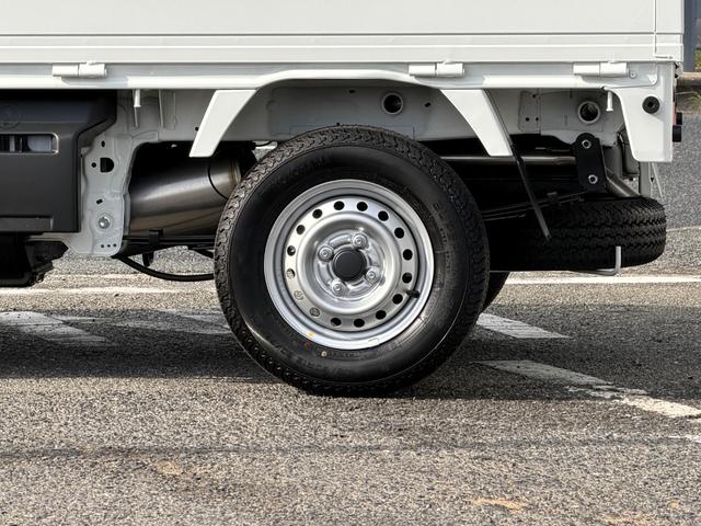 クリッパートラック DX セーフティパッケージ 届出済み未使用車/4速AT/パワステ/エアバック/パワーウインドウ/オートライト/クリアランスソナー/レーンキープ/アイドリングストップ/荷台スペース 長さ200cm 幅140cm 高さ28cm(29枚目)