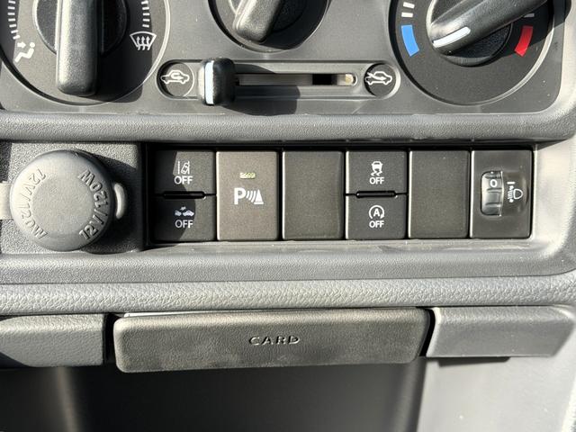 クリッパートラック DX セーフティパッケージ 届出済み未使用車/4速AT/パワステ/エアバック/パワーウインドウ/オートライト/クリアランスソナー/レーンキープ/アイドリングストップ/荷台スペース 長さ200cm 幅140cm 高さ28cm(55枚目)