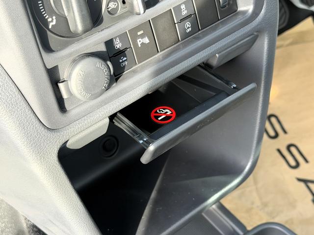 クリッパートラック DX セーフティパッケージ 届出済み未使用車/4速AT/パワステ/エアバック/パワーウインドウ/オートライト/クリアランスソナー/レーンキープ/アイドリングストップ/荷台スペース 長さ200cm 幅140cm 高さ28cm(56枚目)