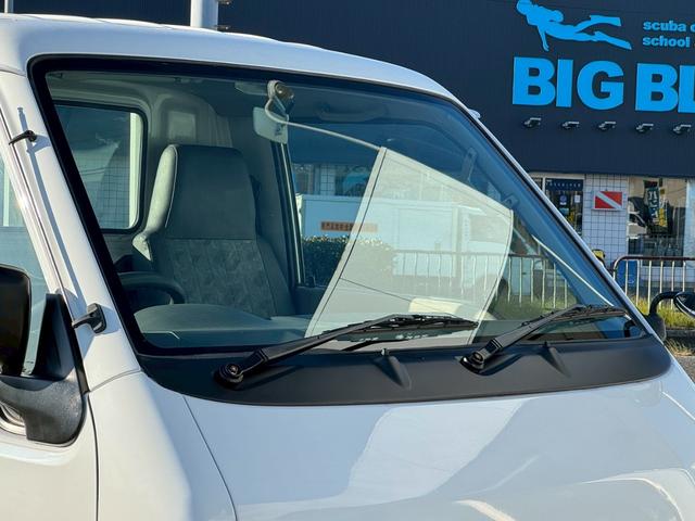 バネットトラック スーパーローDX /最大積載量850kg/5速MT/シングルタイヤ/荷台寸法 長さ247cm幅159cm高さ33cm/普通免許対応(14枚目)