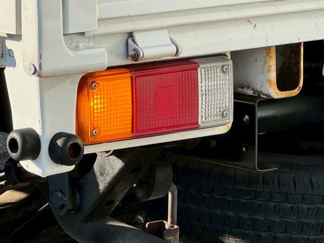 バネットトラック スーパーローDX /最大積載量850kg/5速MT/シングルタイヤ/荷台寸法 長さ247cm幅159cm高さ33cm/普通免許対応(21枚目)