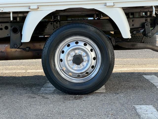 バネットトラック スーパーローDX /最大積載量850kg/5速MT/シングルタイヤ/荷台寸法 長さ247cm幅159cm高さ33cm/普通免許対応(26枚目)