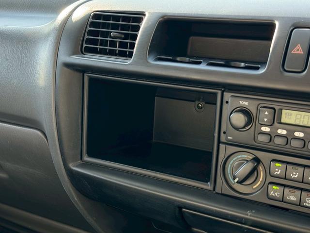 バネットトラック スーパーローDX /最大積載量850kg/5速MT/シングルタイヤ/荷台寸法 長さ247cm幅159cm高さ33cm/普通免許対応(39枚目)