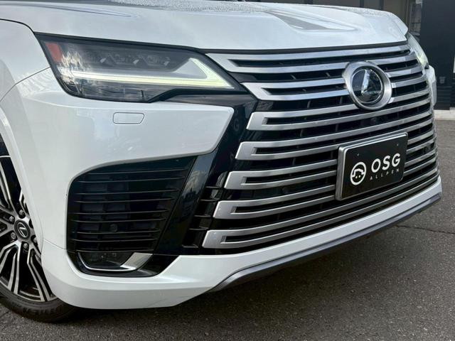 ＬＸ ＬＸ６００　ワンオーナー・クールＢＯＸ・レザーシート・ムーンルーフ・パノラマビューモニター・デジタルインナーミラー・パワーバックドア・置くだけ充電（25枚目）