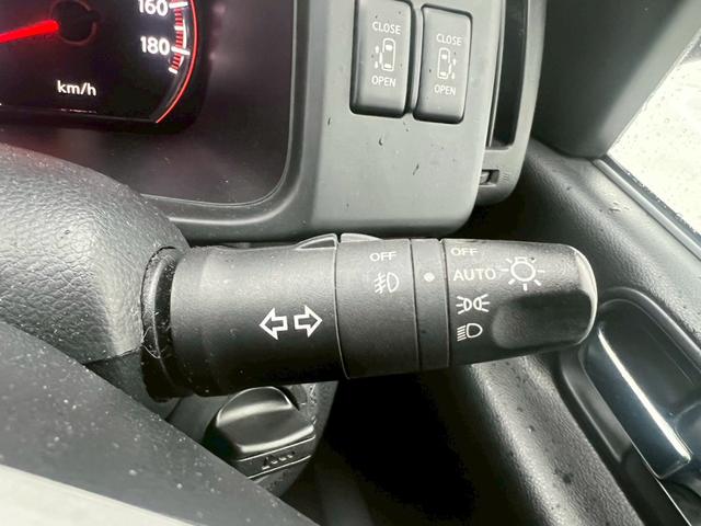 セレナ ハイウェイスター　純正ナビ・ＴＶ・フリップダウンモニター・電動リアゲート・ドライブレコーダー・バックカメラ・ＥＴＣ・ステアリングスイッチ・パワーウインド・キーレス・電動格納ミラー・パワステ（14枚目）