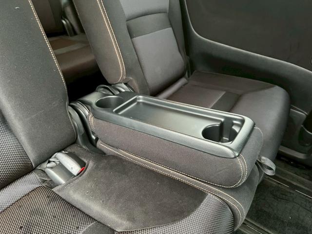 セレナ ハイウェイスター　純正ナビ・ＴＶ・フリップダウンモニター・電動リアゲート・ドライブレコーダー・バックカメラ・ＥＴＣ・ステアリングスイッチ・パワーウインド・キーレス・電動格納ミラー・パワステ（47枚目）