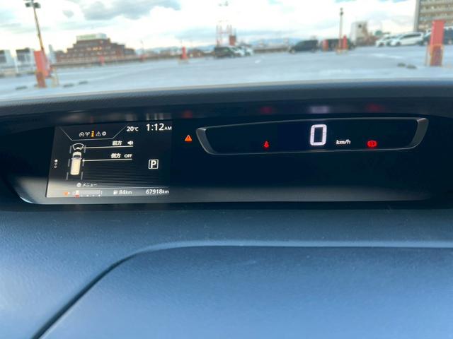 セレナ ハイウェイスター　Ｖセレクション　純正９インチナビ・後席モニター・パーキングアシスト・アラウンドビューモニター・フルセグＴＶ・ドライブレコーダー・バックカメラ・ＥＴＣ・両側電動スライドドア・電動格納ミラー（30枚目）