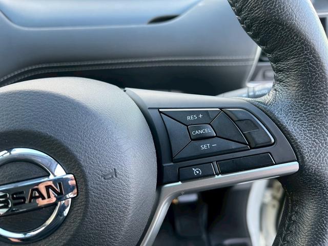 セレナ ハイウェイスター　Ｖセレクション　純正９インチナビ・後席モニター・パーキングアシスト・アラウンドビューモニター・フルセグＴＶ・ドライブレコーダー・バックカメラ・ＥＴＣ・両側電動スライドドア・電動格納ミラー（38枚目）