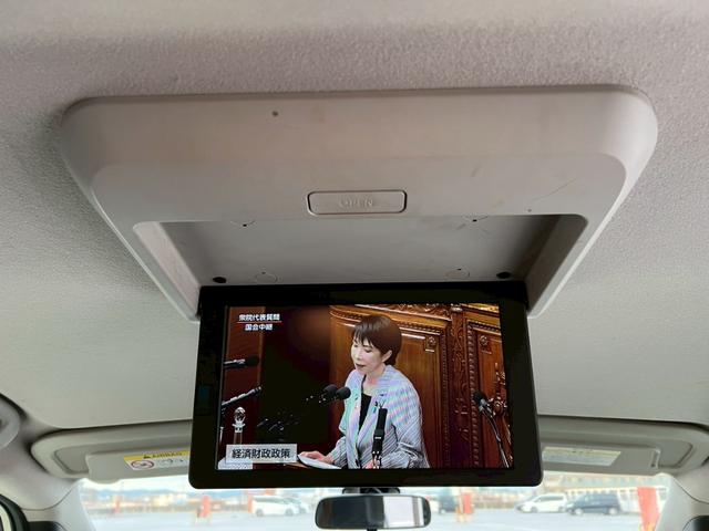 セレナ ハイウェイスター 純正ナビ・アラウンドビューモニター・パーキングアシスト・フルセグTV・バックカメラ・衝突軽減ブレーキ・ETC・オートライト・クルーズコントロール・ステアリングスイッチ・スマートキー(28枚目)