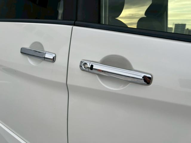 セレナ ハイウェイスター 純正ナビ・アラウンドビューモニター・パーキングアシスト・フルセグTV・バックカメラ・衝突軽減ブレーキ・ETC・オートライト・クルーズコントロール・ステアリングスイッチ・スマートキー(68枚目)