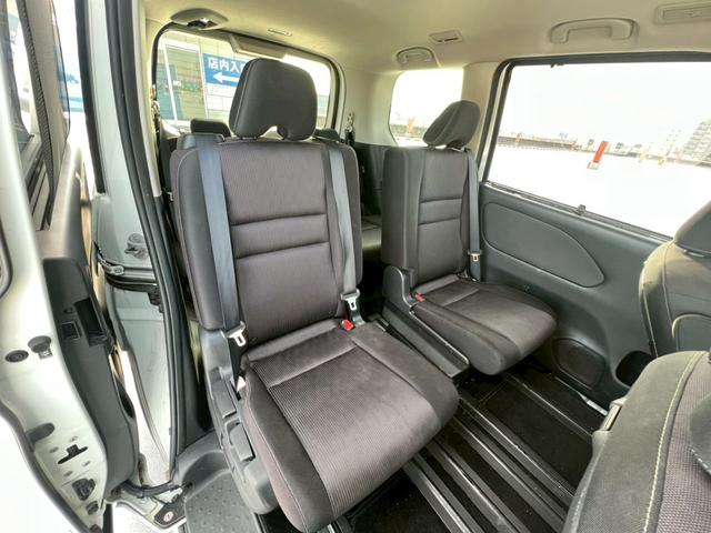 セレナ ハイウェイスター 両側電動スライドドア・パーキングアシスト・レーンキープアシスト・フリップダウンモニター・アラウンドビューモニター・純正ナビ・ドライブレコーダー・ETC・衝突軽減ブレーキ・ルーフキャリア(25枚目)