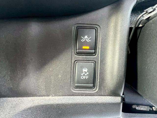 セレナ ハイウェイスター 両側電動スライドドア・パーキングアシスト・レーンキープアシスト・フリップダウンモニター・アラウンドビューモニター・純正ナビ・ドライブレコーダー・ETC・衝突軽減ブレーキ・ルーフキャリア(26枚目)