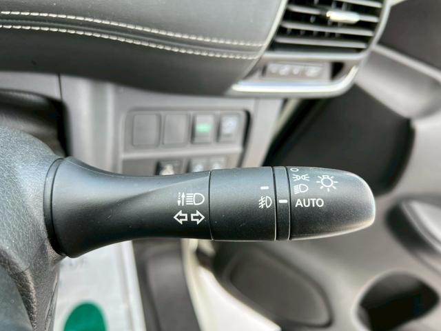 セレナ ハイウェイスター 両側電動スライドドア・パーキングアシスト・レーンキープアシスト・フリップダウンモニター・アラウンドビューモニター・純正ナビ・ドライブレコーダー・ETC・衝突軽減ブレーキ・ルーフキャリア(41枚目)