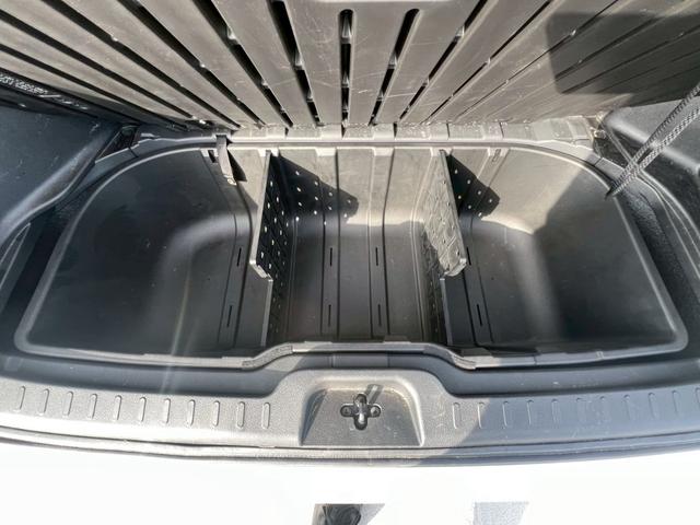 セレナ ハイウェイスター 両側電動スライドドア・パーキングアシスト・レーンキープアシスト・フリップダウンモニター・アラウンドビューモニター・純正ナビ・ドライブレコーダー・ETC・衝突軽減ブレーキ・ルーフキャリア(48枚目)