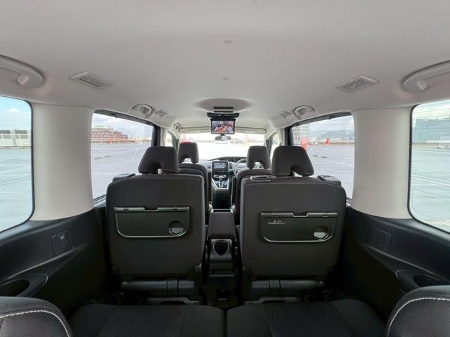 セレナ ハイウェイスター　Ｖセレクション　両側電動スライドドア・ナビ・フルセグＴＶ・フリップダウンモニター・レーンキープ・パーキングアシスト・アラウンドビューモニター・バックカメラ・ＥＴＣ・クルーズコントロール（7枚目）