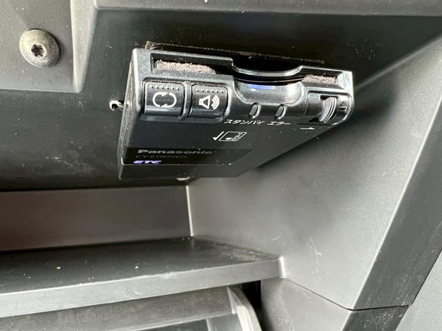 セレナ ハイウェイスター　Ｖセレクション　両側電動スライドドア・ナビ・フルセグＴＶ・フリップダウンモニター・レーンキープ・パーキングアシスト・アラウンドビューモニター・バックカメラ・ＥＴＣ・クルーズコントロール（10枚目）