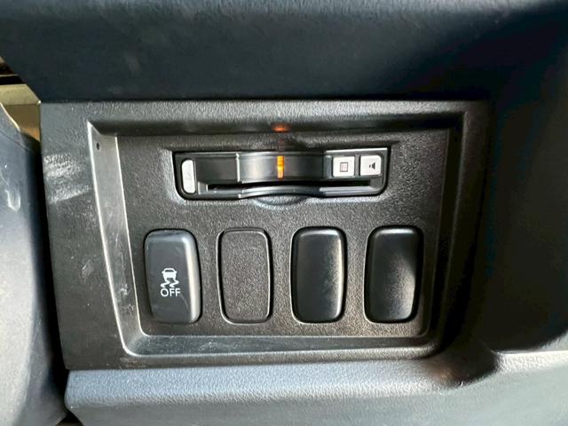 デリカD:5 G ナビパッケージ 全塗装済・オリジナルツートンカラー・両側パワースライドドア・地デジ対応ナビ・バックカメラ・ドライブレコーダー・ビルトインETC・切替式4DW・BluetoothAudio対応・後部座席エアコン・(48枚目)