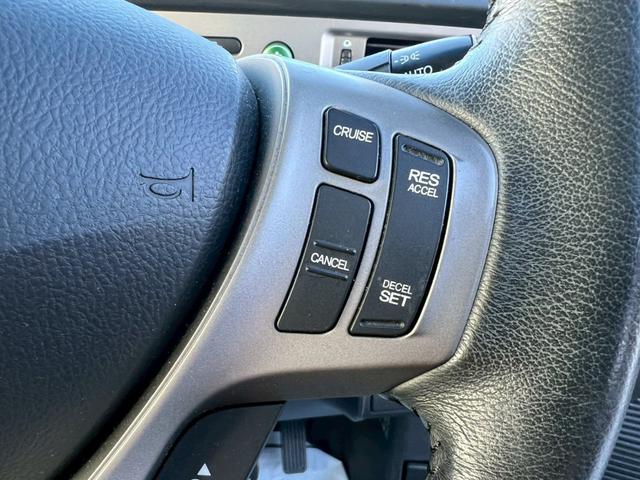 フリードハイブリッド ジャストセレクション バックモニター・両側パワースライドドア・地デジ対応ナビ・クルーズコントロール・ビルトインETC・アルパイン後席モニター・スマートキー・黒半皮シート・HDDナビ・(28枚目)