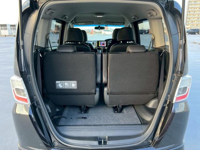 フリードハイブリッド ジャストセレクション バックモニター・両側パワースライドドア・地デジ対応ナビ・クルーズコントロール・ビルトインETC・アルパイン後席モニター・スマートキー・黒半皮シート・HDDナビ・(42枚目)