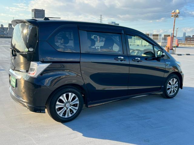 フリードハイブリッド ジャストセレクション バックモニター・両側パワースライドドア・地デジ対応ナビ・クルーズコントロール・ビルトインETC・アルパイン後席モニター・スマートキー・黒半皮シート・HDDナビ・(72枚目)