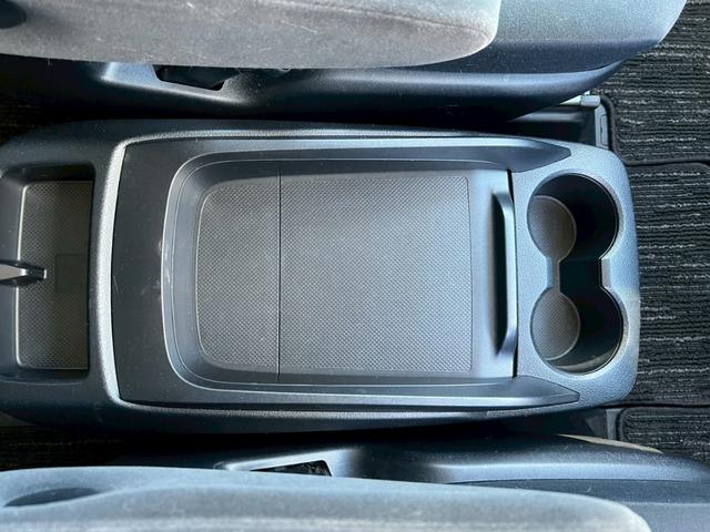 ヴェルファイア ２．５Ｚ　地デジ対応ナビ・ビルトインＥＴＣ・ＢｌｕｅｔｏｏｔｈＡｕｄｉｏ対応・バックモニター・後部座席エアコン・後部座席モニター・プッシュスタート・両側パワースライドドア・ドライブレコーダー（22枚目）