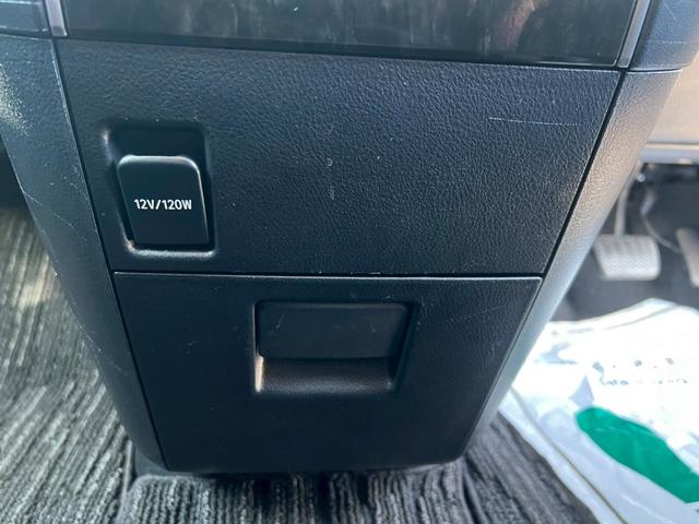 ヴェルファイア ２．５Ｚ　地デジ対応ナビ・ビルトインＥＴＣ・ＢｌｕｅｔｏｏｔｈＡｕｄｉｏ対応・バックモニター・後部座席エアコン・後部座席モニター・プッシュスタート・両側パワースライドドア・ドライブレコーダー（23枚目）