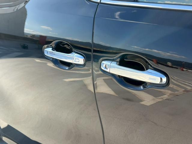 ヴェルファイア ２．５Ｚ　地デジ対応ナビ・ビルトインＥＴＣ・ＢｌｕｅｔｏｏｔｈＡｕｄｉｏ対応・バックモニター・後部座席エアコン・後部座席モニター・プッシュスタート・両側パワースライドドア・ドライブレコーダー（47枚目）