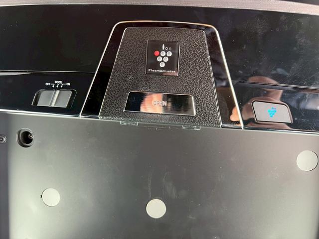 セレナ ハイウェイスター　Ｖセレクション　クルーズコントロール・ＢｌｕｅｔｏｏｔｈＡｕｄｉｏ対応・バックモニター・ビルトインＥＴＣ・プッシュスタート・後部座席エアコン・後部座席モニター・ドライブレコーダー両側パワースライドドア（14枚目）