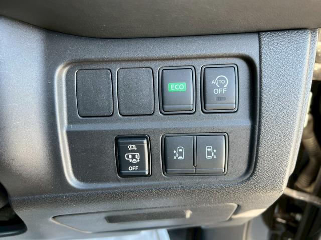 セレナ ハイウェイスター　Ｖセレクション　クルーズコントロール・ＢｌｕｅｔｏｏｔｈＡｕｄｉｏ対応・バックモニター・ビルトインＥＴＣ・プッシュスタート・後部座席エアコン・後部座席モニター・ドライブレコーダー両側パワースライドドア（15枚目）