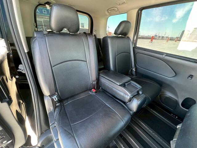 セレナ ハイウェイスター　Ｖセレクション　クルーズコントロール・ＢｌｕｅｔｏｏｔｈＡｕｄｉｏ対応・バックモニター・ビルトインＥＴＣ・プッシュスタート・後部座席エアコン・後部座席モニター・ドライブレコーダー両側パワースライドドア（48枚目）