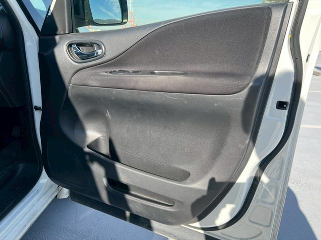 当店では全メーカーのミニバンを幅広く取り扱ってます！