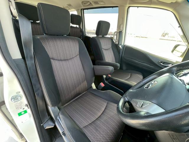 ボディー清掃・ルームクリーニングを全台行って納車致します！