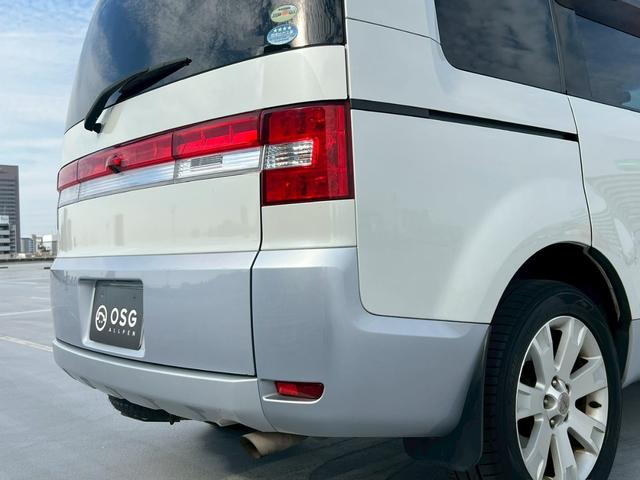 デリカＤ：５ Ｇ　パワーパッケージ　ビルトインＥＴＣ・ＢｌｕｅｔｏｏｔｈＡｕｄｉｏ対応・バックモニター・クルーズコントロール・３列シート・地デジ対応ナビ・片側パワースライドドア・社外ナビ・フルセグＴＶ・ＳＤナビ（42枚目）