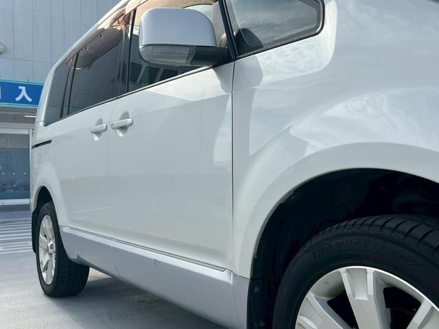 デリカＤ：５ Ｇ　パワーパッケージ　ビルトインＥＴＣ・ＢｌｕｅｔｏｏｔｈＡｕｄｉｏ対応・バックモニター・クルーズコントロール・３列シート・地デジ対応ナビ・片側パワースライドドア・社外ナビ・フルセグＴＶ・ＳＤナビ（52枚目）